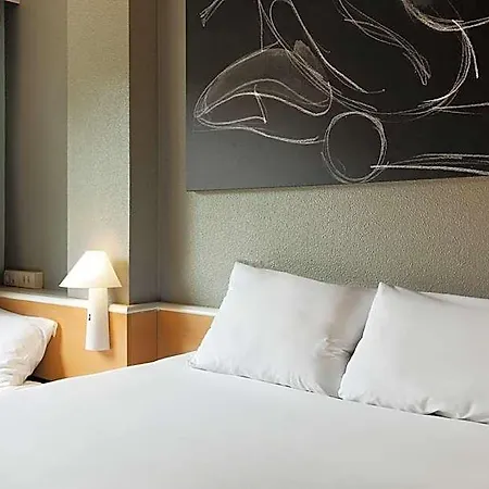 Ibis Hotel