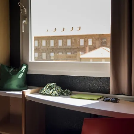 Hotel Ibis 2*