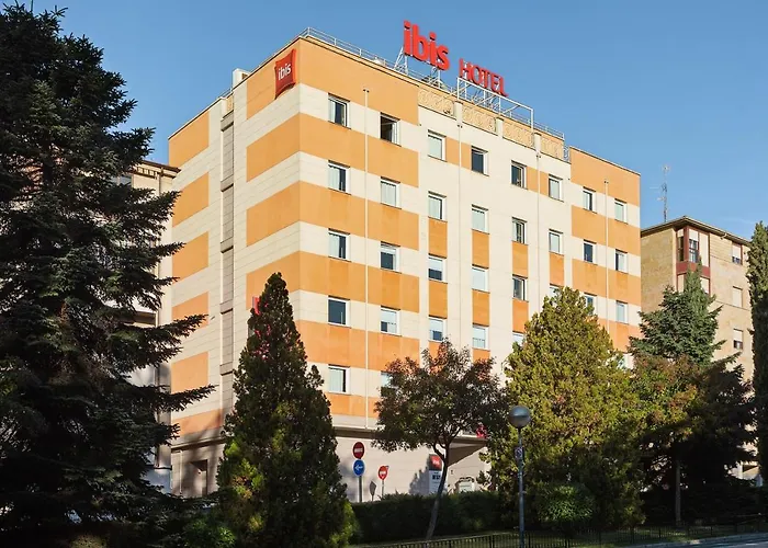 Ibis Hotel 2*